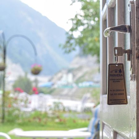 Parhena Cottages Bella Naran Exterior photo