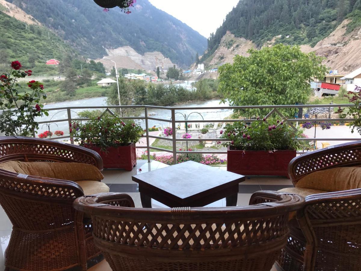Parhena Cottages Bella Naran Exterior photo